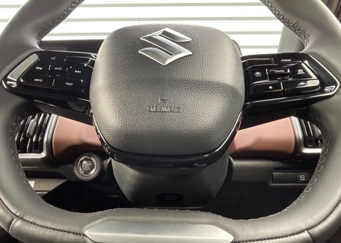 Suzuki eVitara Ultra 2WD 61kWh 19