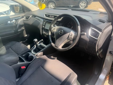 Nissan Qashqai 1.2 DIG-T Acenta Premium SUV 5dr Petrol Manual 2WD 20