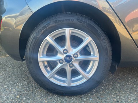 Ford Fiesta 1.0T EcoBoost Zetec Hatchback 5dr Petrol Manual Euro 6 (s/s) (100 ps) 30