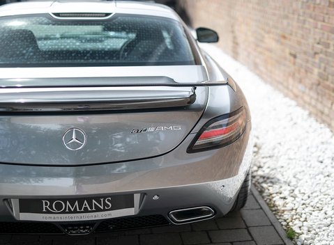 Mercedes-Benz SLS AMG GT Final Edition 25