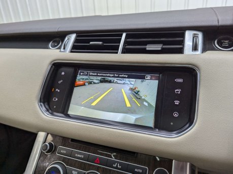 Land Rover Range Rover Sport 3.0 Range Rover Sport HSE Dynamic SDV6 Auto 4WD 5dr 91