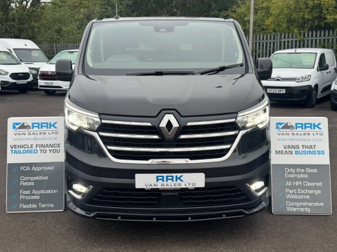 Renault Trafic 2.0 dCi Blue LL30 Sport Panel Van 5dr Diesel Manual L2 H1 Euro 6 (s/s) (130 2