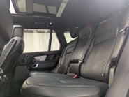 Land Rover Range Rover 3.0 Range Rover Vogue D MHEV Auto 4WD 5dr 43
