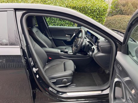 Mercedes-Benz A Class 1.3 A180 Sport (Executive) 7G-DCT Euro 6 (s/s) 5dr 14