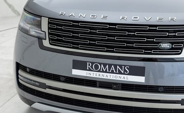 Land Rover Range Rover P400 HSE 23