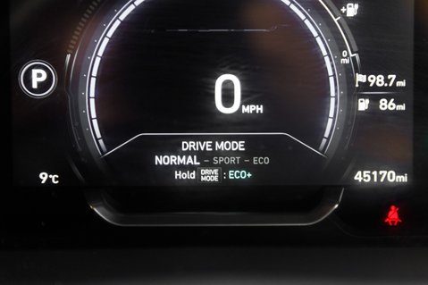 Hyundai IONIQ PREMIUM 31