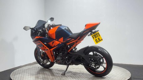 KTM RC 390 2024 1K VERY CLEAN A2 READY SPORTS BIKE 390CC 6