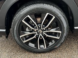 Honda HR-V 1.5 HR-V Elegance i-MMD CVT 5dr 16