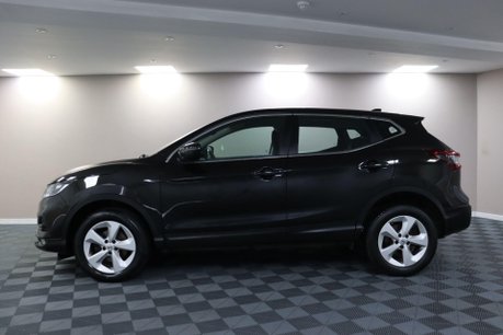 Nissan Qashqai DIG-T ACENTA PREMIUM 17