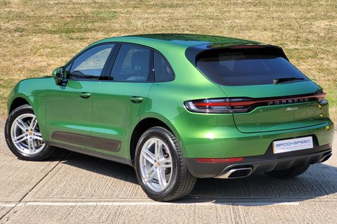 Porsche Macan PDK 5
