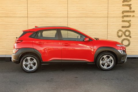 Hyundai KONA T-GDI SE CONNECT MHEV 12