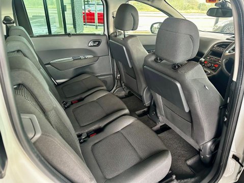 Peugeot 5008 1.6 BlueHDi Allure Euro 6 (s/s) 5dr 38