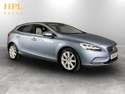 Volvo V40 1.5 T3 GPF Inscription Hatchback 5dr Petrol Auto Euro 6 (s/s) (152 ps) Air