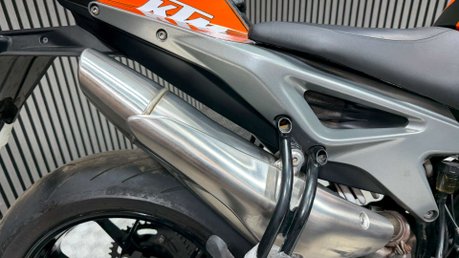 KTM Duke 2018 33K SPARES OR REPAIR PROJECT BIKE 790CC NAKED 23