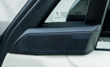 Land Rover Range Rover P460e Autobiography LWB 28