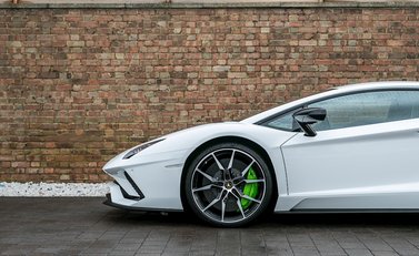 Lamborghini Aventador S 27