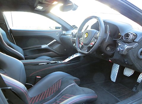Ferrari F12 Berlinetta 15