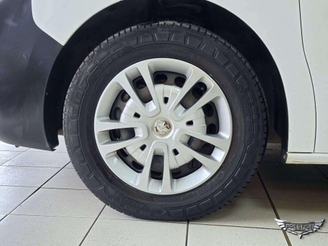 Vauxhall Vivaro 2.0 Turbo D 3100 Dynamic L2 H1 Euro 6 (s/s) 6dr 59