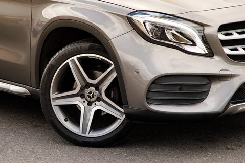 Mercedes-Benz GLA Class GLA 200 D 4MATIC AMG LINE PREMIUM PLUS 11