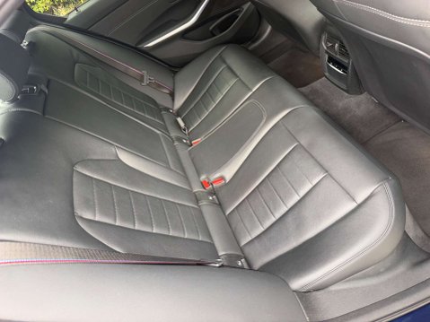 BMW 3 Series 2.0 330e M Sport Professional Edition Auto 4dr 32