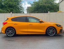 Ford Focus 2.3T EcoBoost ST Hatchback 5dr Petrol Manual Euro 6 (s/s) (280 ps) 6