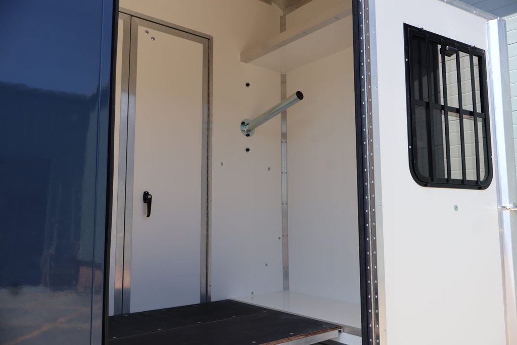 Renault Master 2026 BRAND NEW 3.5 TON STALLION SKR PRO BUILT BY SEEKER DELIVERY MILES  38