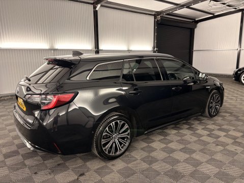 Toyota Corolla 1.8 VVT-h Excel Touring Sports CVT Euro 6 (s/s) 5dr 55