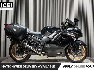 Kawasaki ZZR1400 2010 ONLY 30K STUNNING BIKE PANNIERS LONG MOT WARRANTY 1400CC