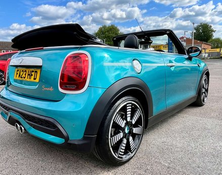 Mini Convertible 2.0 Cooper S Seaside Edition Auto 3dr 95