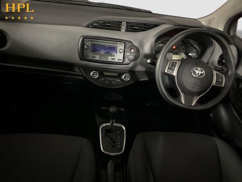 Toyota Yaris 1.5 VVT-h Active Hatchback 5dr Petrol Hybrid E-CVT Euro 6 (s/s) (100 ps) Ai 18