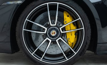 Porsche 911 Turbo S Cabriolet (992) 25