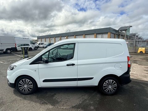 Ford Transit Courier 1.0 Transit Courier Base 5