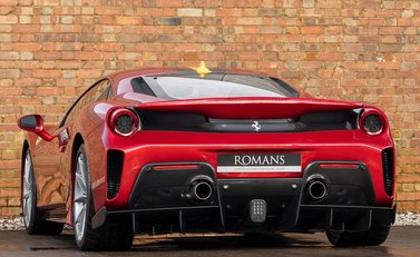 Ferrari 488 Pista 3