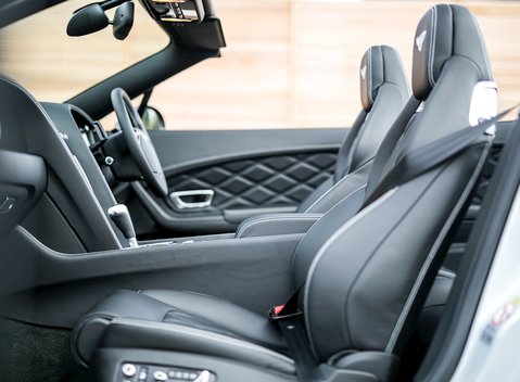 Bentley Continental GT GTC V8 S Mulliner 16