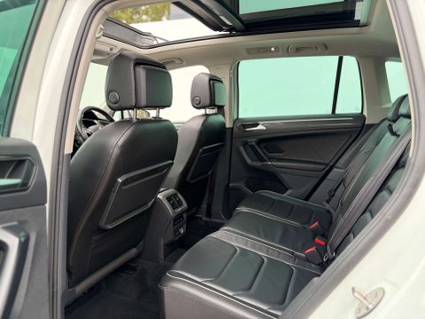 Volkswagen Tiguan 2.0 Tiguan SEL TDI BlueMotion Technology 4Motion Semi-Auto 4WD 5dr 63