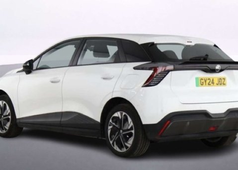 MG MG4 64kWh SE Long Range Hatchback 5dr Electric Auto (203 ps) 5