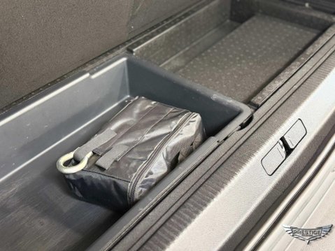 Peugeot 3008 1.6 13.2kWh Allure Premium e-EAT Euro 6 (s/s) 5dr 96