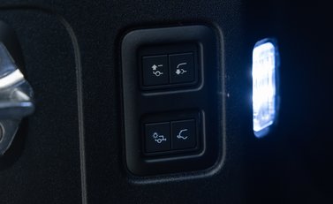 Land Rover Defender 110 OCTA 41