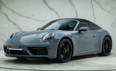Porsche 911 Targa 4 GTS (992) 5