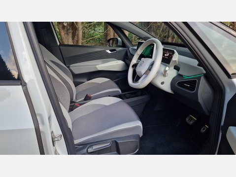 Volkswagen ID.3 Pro Performance 58kWh Family Hatchback 5dr Electric Auto (204 ps) 5