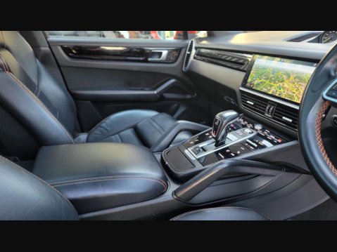 Porsche Cayenne V6 16