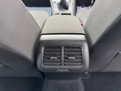 Volkswagen Golf SE NAVIGATION TSI BLUEMOTION TECHNOLOGY 47