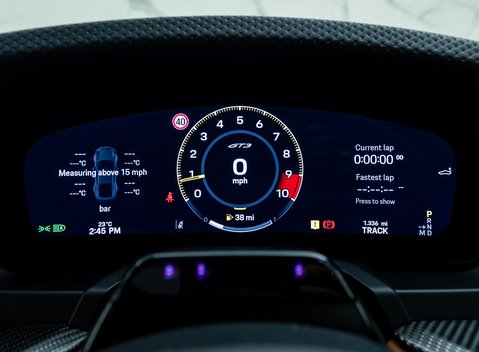 Porsche 911 GT3 TOURING (992.2) 26