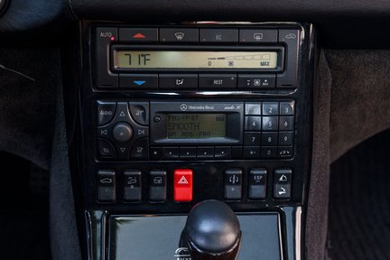 Mercedes-Benz SL 600 V12 Silver Arrow 21