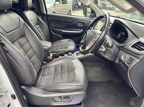 Mitsubishi L200 2.2 DI-D DC Barbarian X Auto 4WD Euro 6 (s/s) 4dr 12
