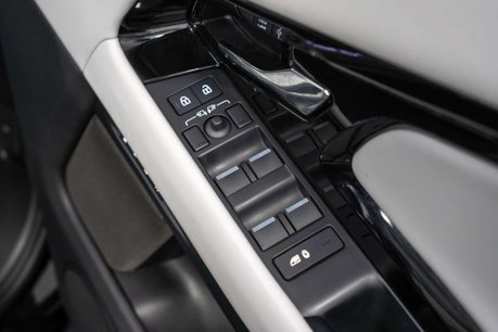 Land Rover Range Rover Evoque 1.5 Range Rover Evoque Autobiography PHEV Auto 4WD 5dr 32