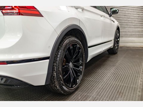Volkswagen Tiguan 1.5 TSI EVO R-Line Tech DSG Euro 6 (s/s) 5dr 71