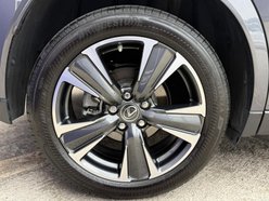 Lexus Ux 2.0 250h Takumi SUV 5dr Petrol Hybrid E-CVT Euro 6 (s/s) (184 ps) 15