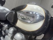 Triumph Bonneville 2004 ONLY 14K LONG MOT TOP BOX VERY CLEAN MODERN RETRO 790 33