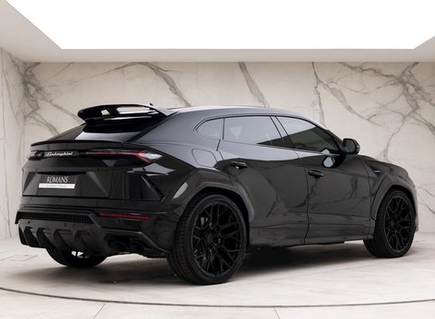 Lamborghini Urus NERO Design 7